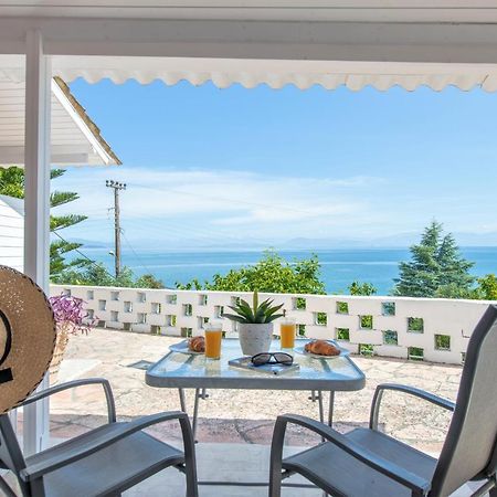 Eden Sea View Studios Mesongi Bagian luar foto