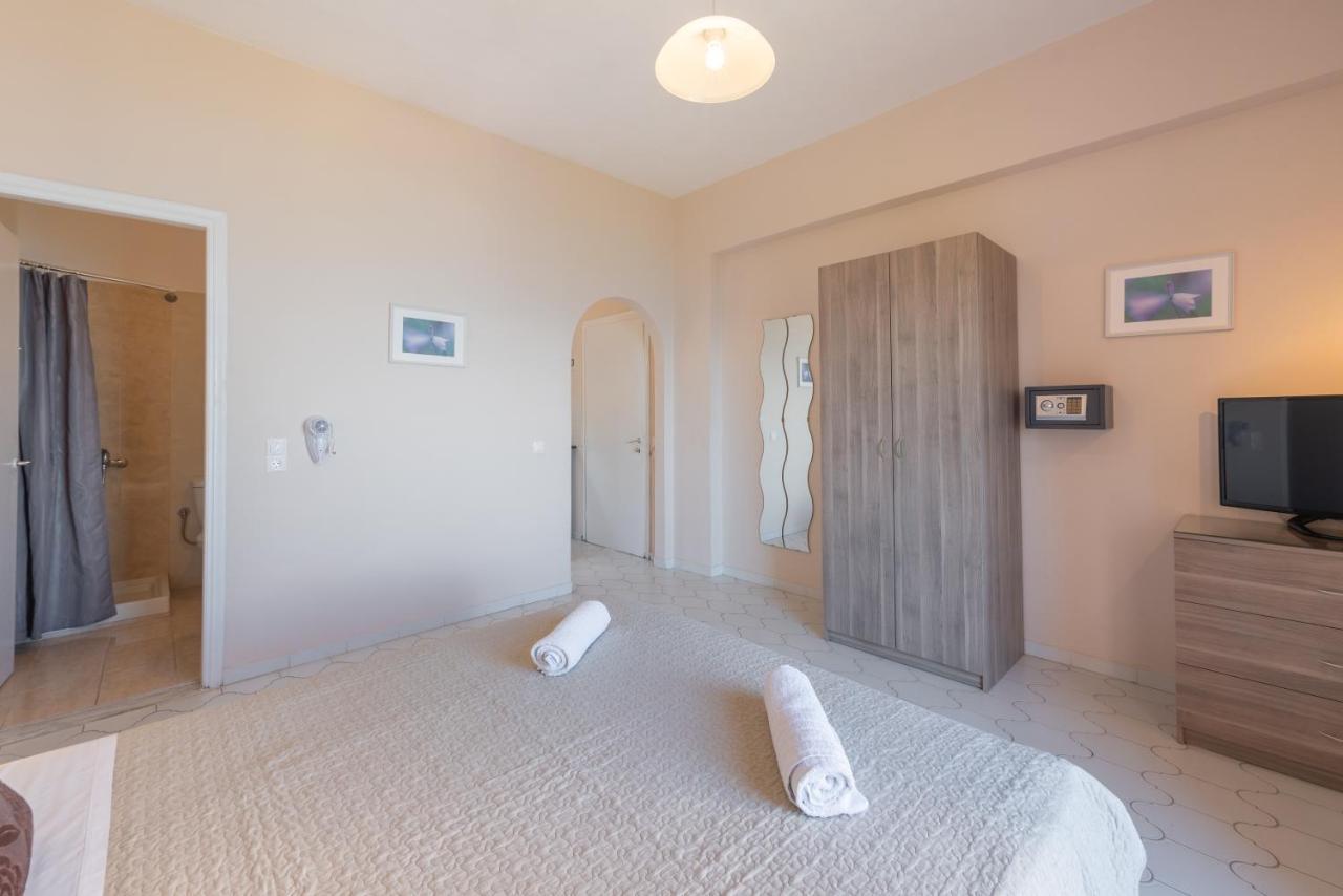 Eden Sea View Studios Mesongi Bagian luar foto